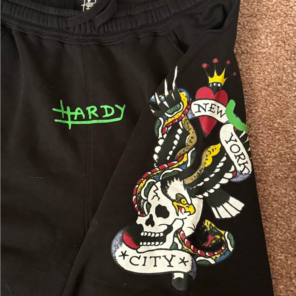 ED HARDY men’s sweat shorts